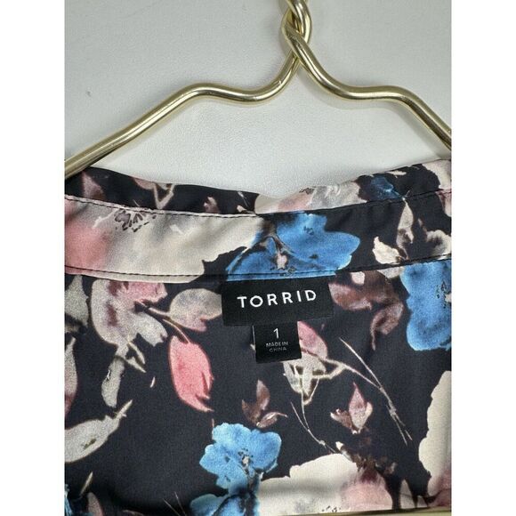 Torrid Madison Satin Button-Up Long Sleeve Shirt Multi Size 1X - Picture 9 of 9